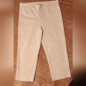 Zac & Rachel White Cropped Strech Pants with Black And Gray Detail Size 10/12